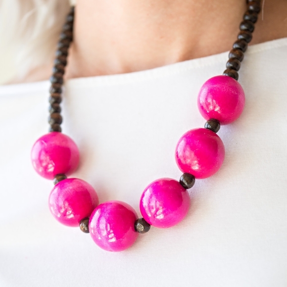 Necklace - Picture 2 of 3